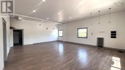 Position your business for success in this versatile commercial space offering approximately 1,250-...