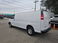 Perfect Auto CLEAN CARFAX - 155 WHEEL BASE - EXTENDED CARGO - 4.3 L , 6 CYLINDER GAS - BACK UP CAMER... (image 3)