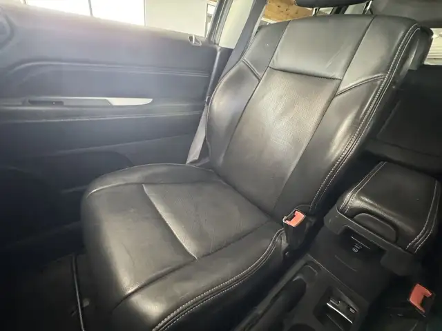 2016 Jeep Compass 4WD 4dr High Altitude in Cars & Trucks in Longueuil / South Shore - Image 33