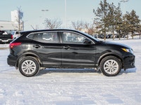 Welcome to Sherwood Buick GMC! Sunroof | Heated Seats/Steering Wheel | Dual Zone Climate Controls |... (image 9)