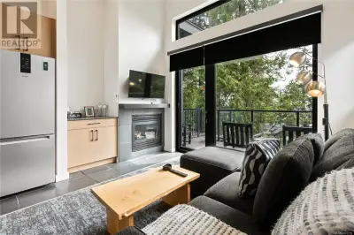 Top Floor Studio Suite at Black Rock Oceanfront Resort – Private & Renovated. This exceptional studi...