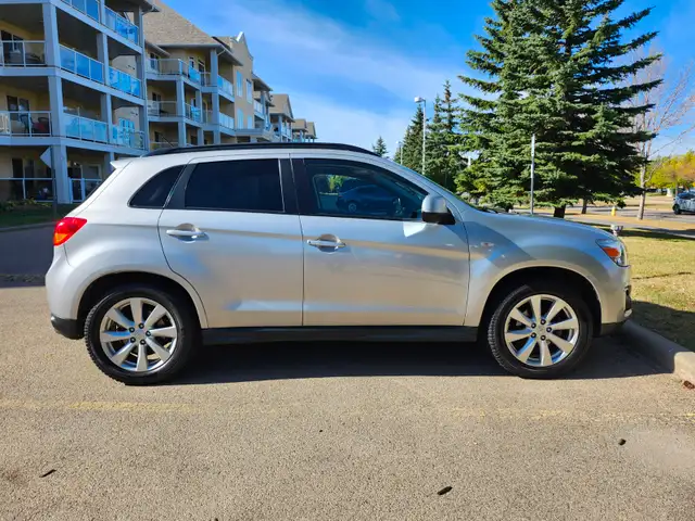2014 Mitsubishi RVR GT - Great reliable affordable SUV!
