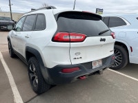 Low Mileage, Bluetooth, Rear View Camera, Air Conditioning, Aluminum Wheels! According to Edmunds, t... (image 4)