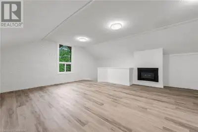 22 STIRTON Street Unit# Second Dwelling Hamilton, Ontario