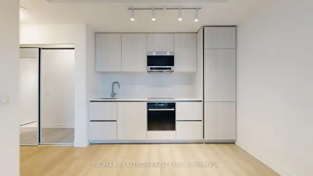 1BR & 2BR Brand New Condo units available at Yonge & Eglinton !! in Long Term Rentals in City of Toronto - Image 25