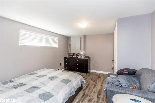 Midland, legal lower level 1 bedroom, with utilities included in Long Term Rentals in Barrie - Image 4