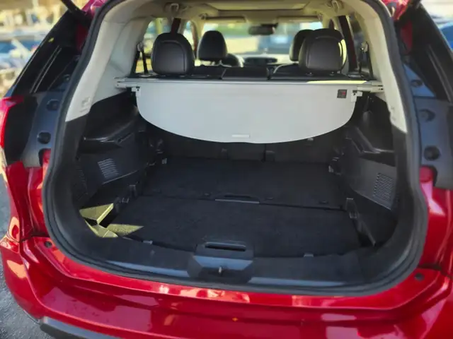 2017 Nissan Rogue SL in Cars & Trucks in Richmond - Image 33