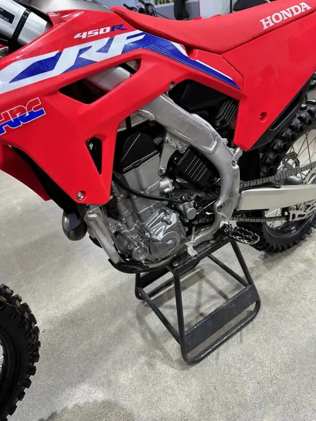 2022 Honda CRF450R in Street, Cruisers & Choppers in Peterborough - Image 6