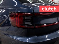 NO ACCIDENTS / CLEAN CARFAX / Power Tailgate/Hatch, Auto Dimming Rearview Mirror, Front Heated Seats... (image 9)