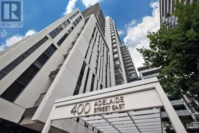 Welcome To Ivory On Adelaide Where Smart Design Meets Everyday Comfort In The Heart Of Downtown. Thi...