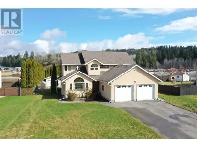 * PREC - Personal Real Estate Corporation. Experience luxury at its finest in this exceptional 5 bed...