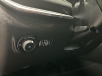 Le Jeep Compass 2022 RED EDITION AWD CUIR MAGS CAMERA RECUL A/C offert chez AutoStudio 72 a une allu... (image 8)