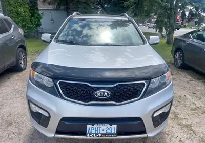 2013 Kia Sorento – Fully Loaded – $4,800 AS IS Selling my 2013 Kia Sorento with 150,000 km. Runs and...