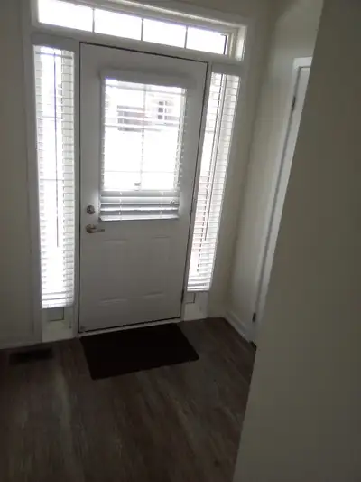 Room Available For Rent In North Oshawa July 15th $800/all incl