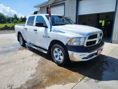 2018 Ram 1500 ST 5.7L V8 Automatic Transmission 4x4 Power Windows Power Door Locks Power Mirrors Bac...