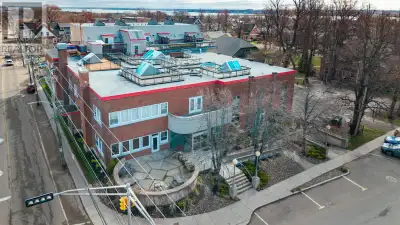 Set within Charlottetown's historic 500 Lot Area in the landmark Y Lofts building, this stylish two-...