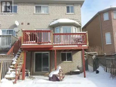 Walk Out one bedroom basement Apartment with 1 parking space and private back yard. Full-size Window...