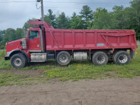 Kenworth T800 Dump Truck