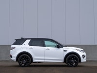 CARGET AUTOMOTIVE is thrilled to offer this 2018 Land Rover Discovery Sport HSE Luxury, a premium co... (image 5)