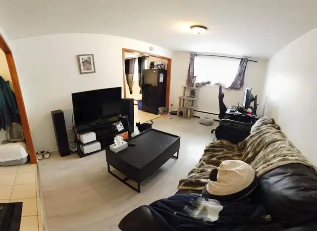 1 CH - 1 SDB - Québec - $967 /mo