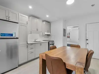 Downtown - Beautiful Brand New 3 1/2 Furnished