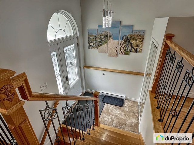 $349,900 - Semi-detached for sale in Riviere-Du-Loup — photo 2