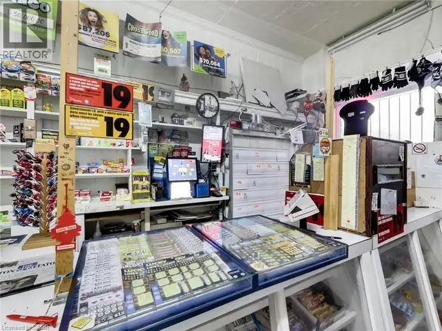 44 FRANCIS Street Hamilton, Ontario in Commercial & Office Space for Sale in Mississauga / Peel Region - Image 8