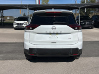 2025 NISSAN ROGUE SV MOONROOF - AWD - ONE OWNER - NO ACCIDENTS FEATURES INCLUDE - - Cloth Interior -... (image 5)