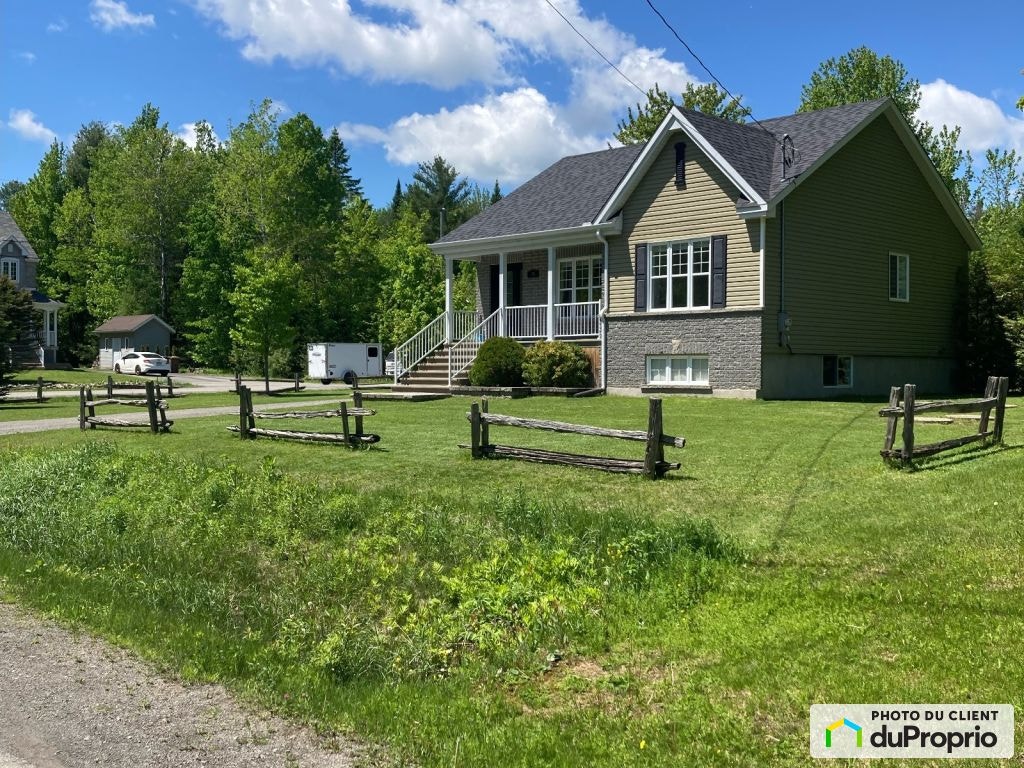 $589,900 - Bungalow for sale in St-Colomban — photo 2