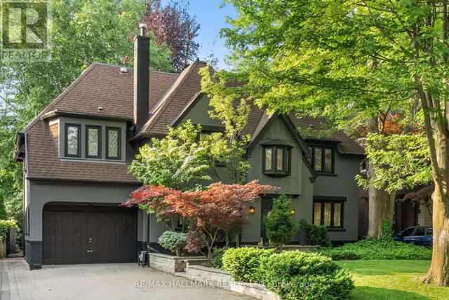 16 ELDERWOOD DRIVE Toronto (Forest Hill South), Ontario62864756397571121