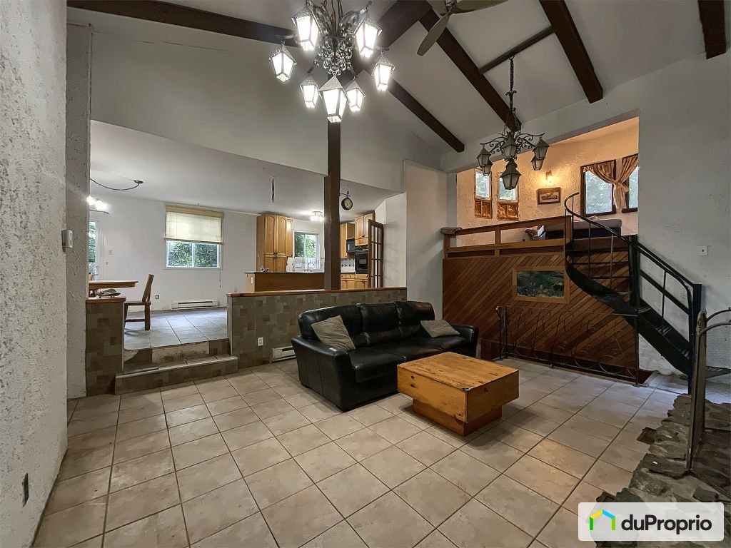 $375,000 - Bungalow for sale in Ste-Anne-Des-Lacs — photo 1