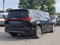 Check out this 2025 Chrysler Pacifica Select. Its Automatic transmission and Regular Unleaded V-6 3.... (image 7)