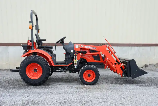 CX2510 HST TRACTOR W/LOADER AND BACKHOE | Farming Equipment | Windsor ...