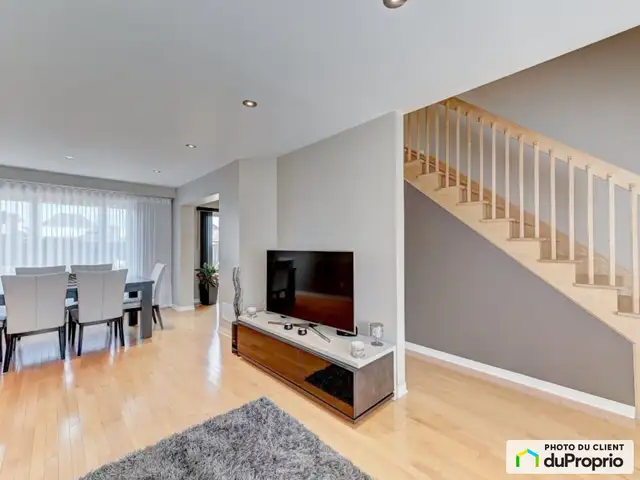 $915,000 - 2 Storey for sale in Longueuil (St-Hubert) in Houses for Sale in Longueuil / South Shore - Image 6