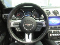 FORD MUSTANG 2019 CONVERTIBLE ECOBOOST AUTOMATIQUE TOUT ÉQUIPÉ / BANCS EN TISSUS NOIR / ECHAPPEMENTS... (image 6)