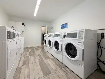 Saint Laurent 3 Bedroom Apartment for Rent - 1650 - 1670 Rue Deg, View more