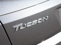 The 2018 Hyundai Tucson Premium FWD is a compact SUV that offers a perfect blend of modern design, a... (image 8)