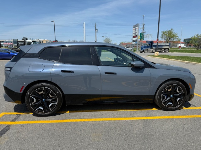 BMW iX Xdrive50 2022 dans Autos et camions  à Laval/Rive Nord - Image 2