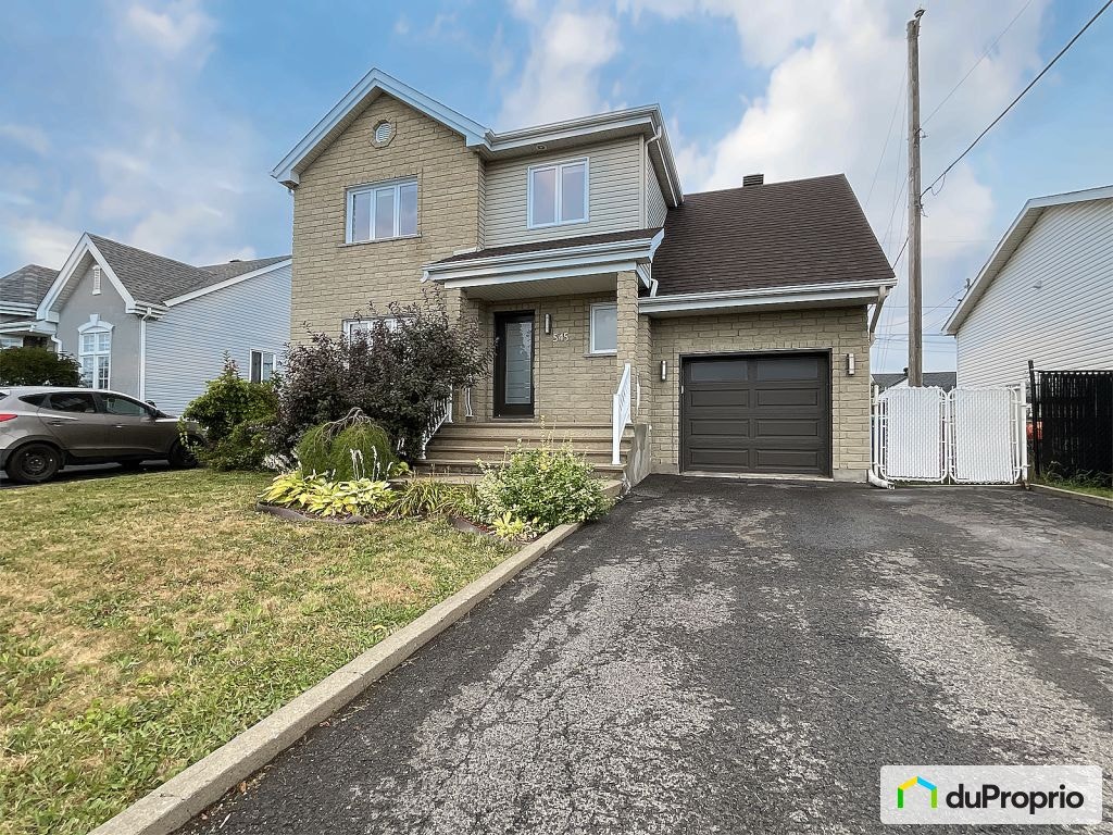 $745,000 - 2 Storey for sale in Ste-Catherine — photo 1