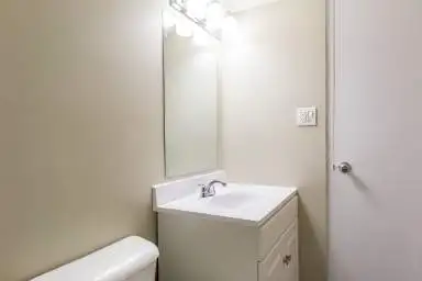 ALL INCLUSIVE - The Tuscan Apt 2BR Apt-Modern Upgrades - Balcony in Long Term Rentals in Kitchener / Waterloo - Image 12