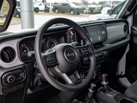 Welcome to 400 Chrysler Dodge Jeep Ram. 2.0L I-4 turbo engine for powerful performance | 4x4 drive i... (image 2)