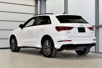 Traction intégrale Audi quattro / Modèle Komfort avec l'Ensemble Canada Edition / Roues 19 pouces /... (image 7)