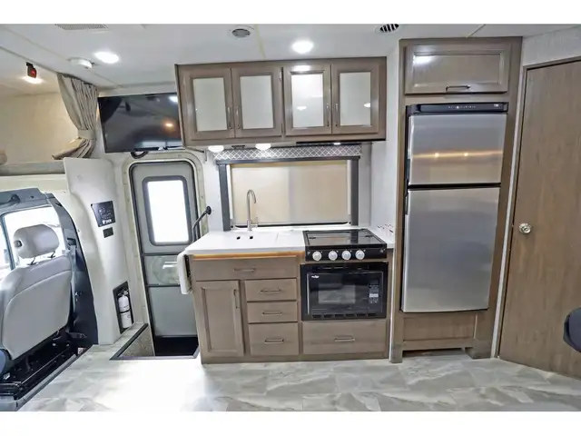 2022 Thor Motor Coach Quantum KM24 1 extension ! Sprinter Merced in RVs & Motorhomes in Laval / North Shore - Image 11