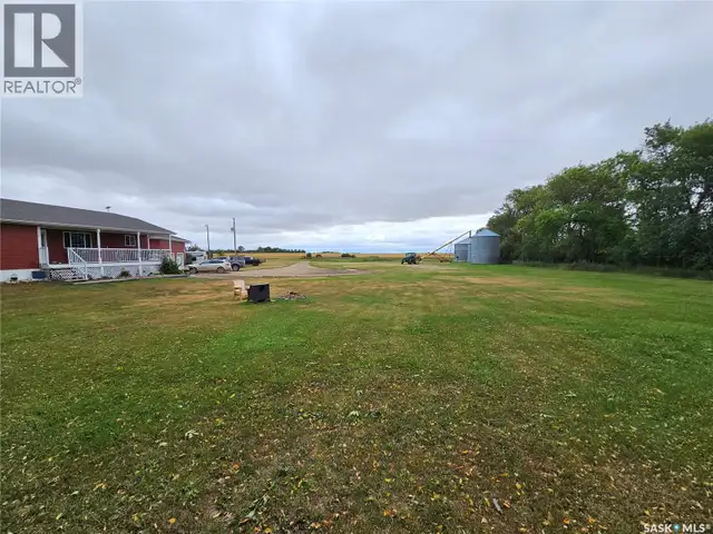 Redvers South Acreage. Antler Rm No. 61, Saskatchewan in Houses for Sale in Regina - Image 4