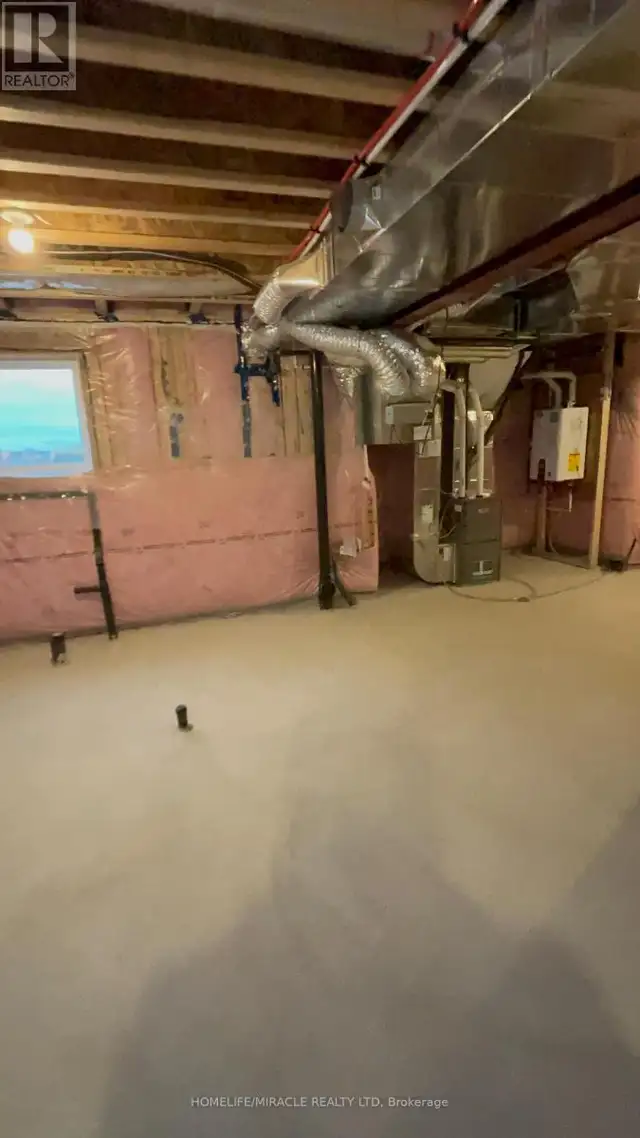 41 LOWER STREET Barrie, Ontario in Long Term Rentals in Oakville / Halton Region - Image 40