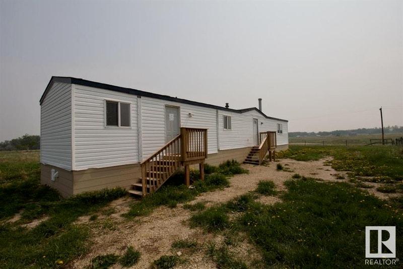 2 Bedroom Mobile Home Acreage For Rent RR 221 Long Term Rentals