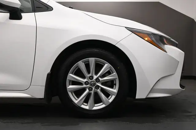 2025 Toyota Corolla LE Power Sunroof | Wireless Charging | 902-4 in Cars & Trucks in Dartmouth - Image 33