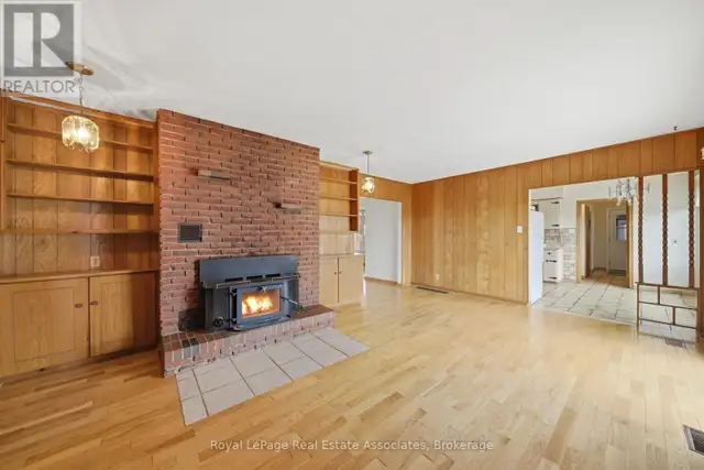 1137 RIDGE ROAD Hamilton, Ontario in Land for Sale in Hamilton - Image 23