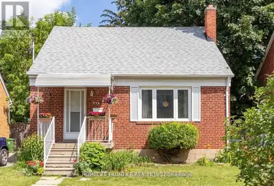 214 ELMHURST AVENUE Toronto (Lansing-Westgate), Ontario