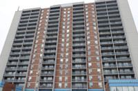 150 Lakeshore Road West - 3 Bedroom Apartment for Rent